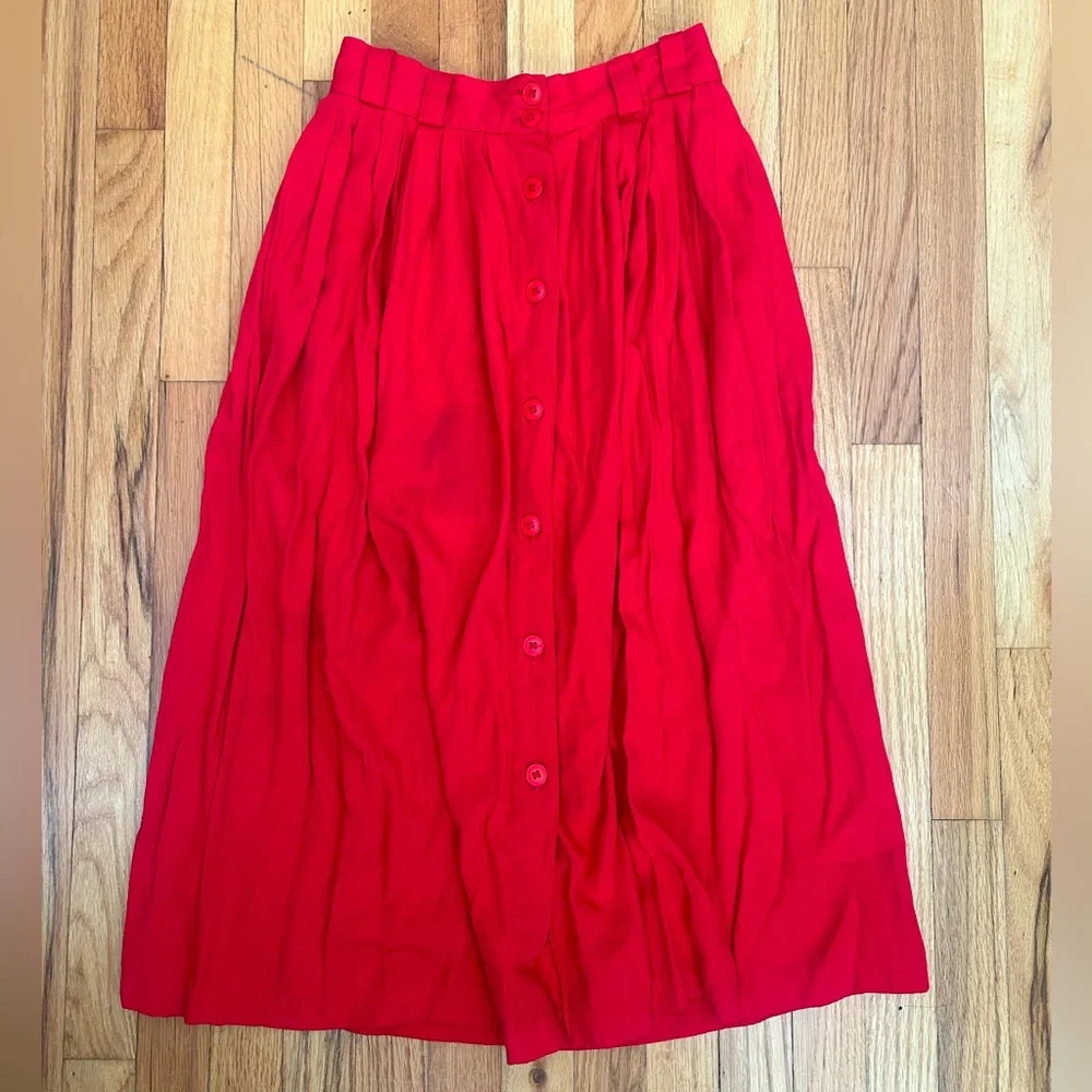 Vintage Red Stretchy Waist‎ Skirt w/ Belt Loops and Pockets By Briggs Petite
